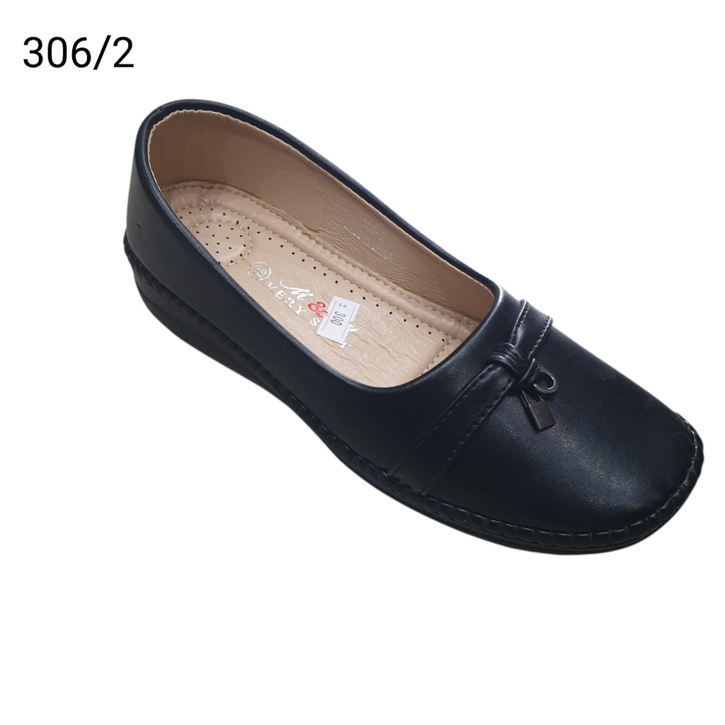 جزمة نسائي  306/2  اسود  38-43   F6