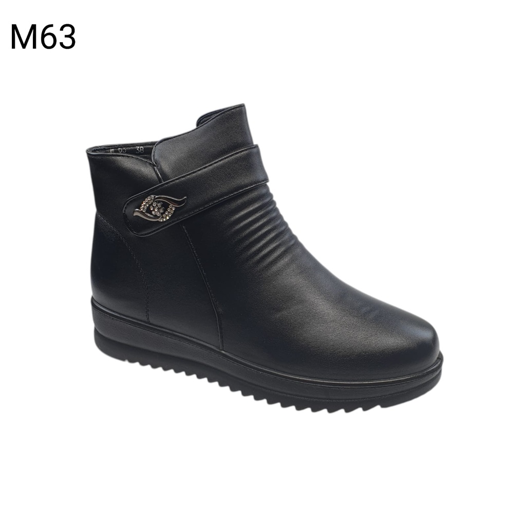 M63بوت نسائي 37-42اسود C3