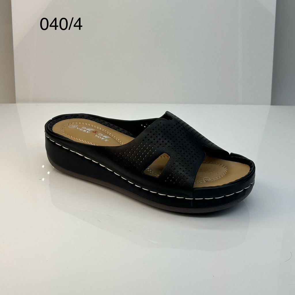 شبشب نسائي  040/4  اسود  37-42  B2