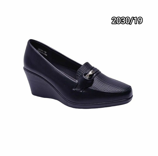 [2030/19] جزمة نسائي  2030/19  اسود    36-41      B6