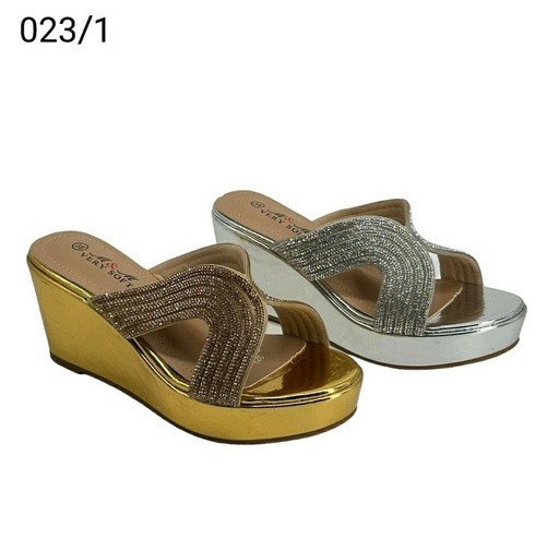 [023/1] جزمة نسائي  023/1      37-41      A3