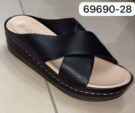 [69690/28] شبشب   69690/28  اسود    38-42   A2