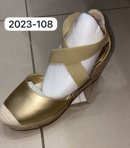 [2023/108] صندل 2023/108  36-41   جلد سادة E3